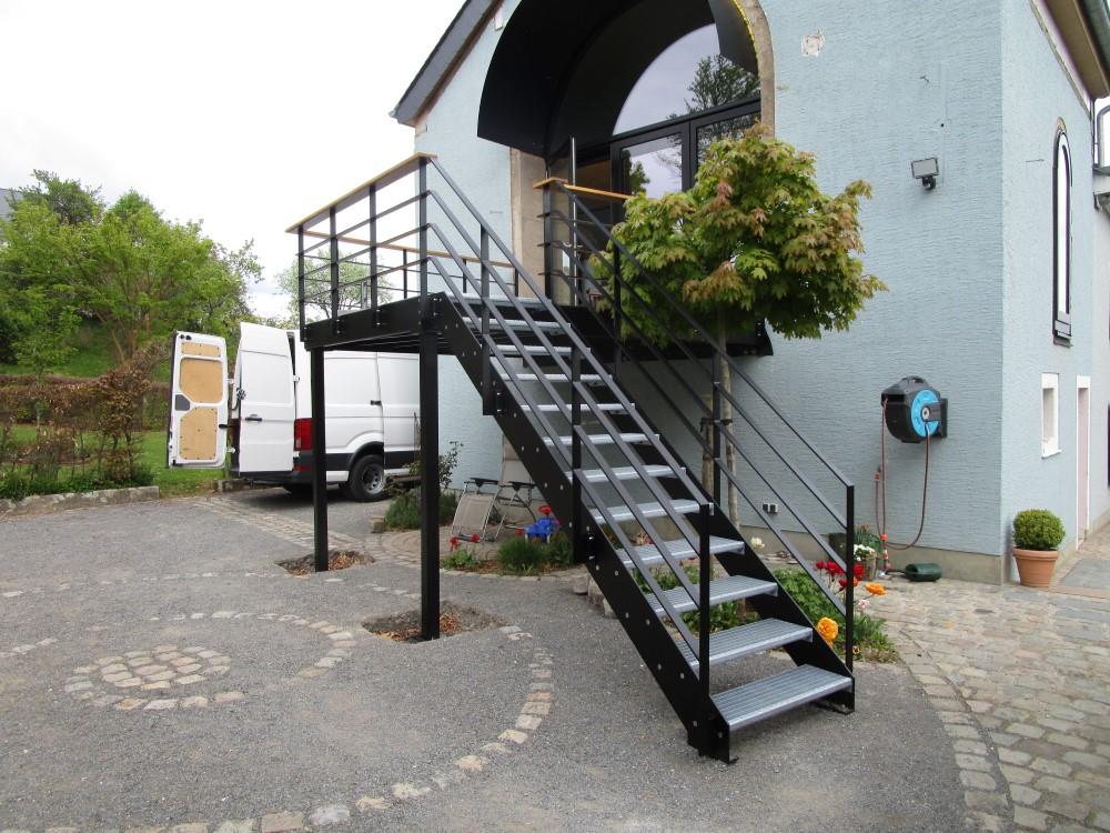 Metalltreppen Außentreppen Metallbau Produkte Outdoor